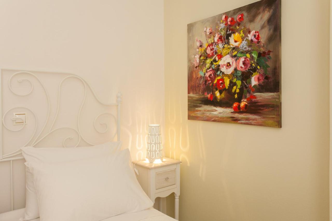 Mary Suites Chania Chania  Bagian luar foto